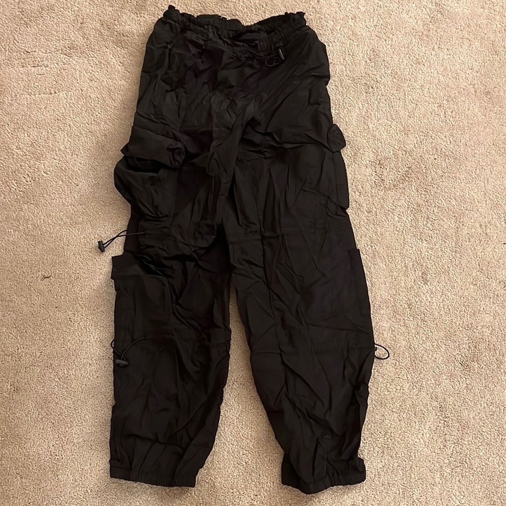 Black Cargos Parachute